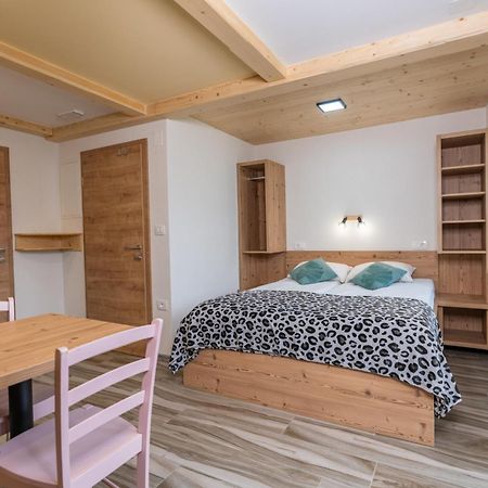Apartmaji Hodak 博希尼 外观 照片