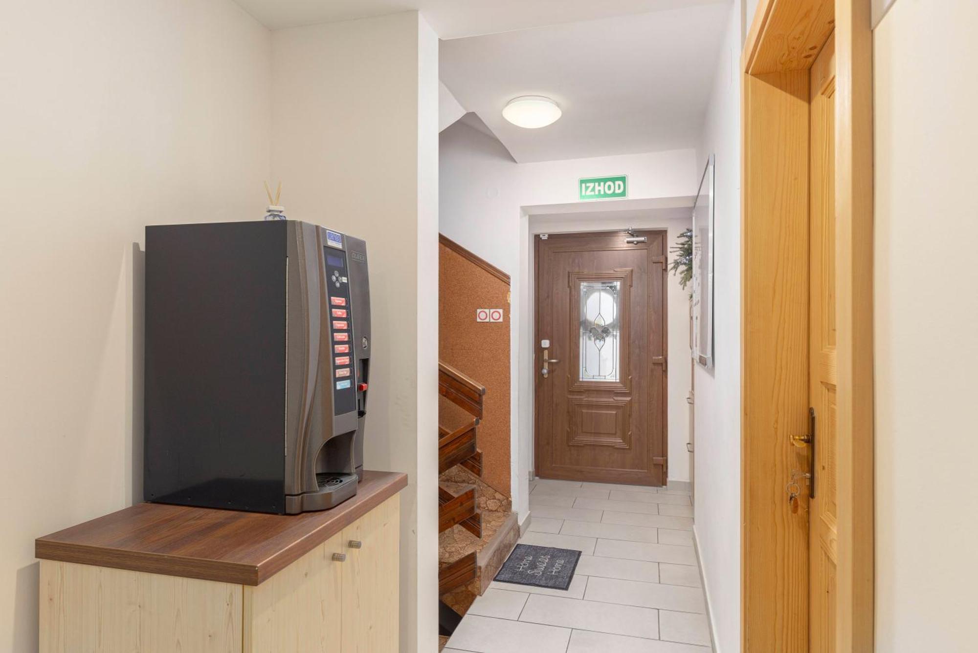 Apartmaji Hodak 博希尼 外观 照片