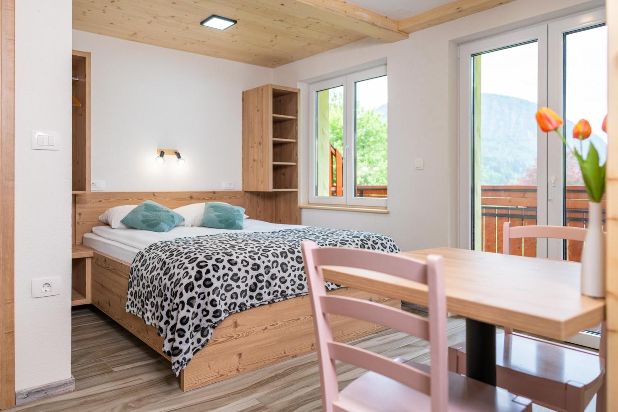 Apartmaji Hodak 博希尼 外观 照片